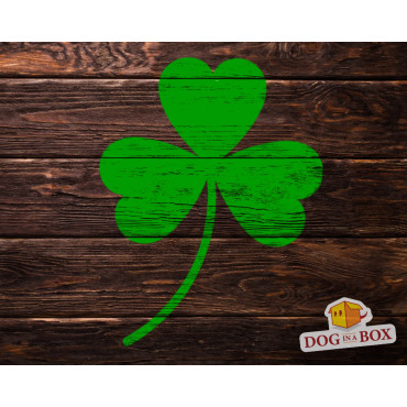 Clover stencil - Reusable Irish stencil for wood signs, walls or fabrics.