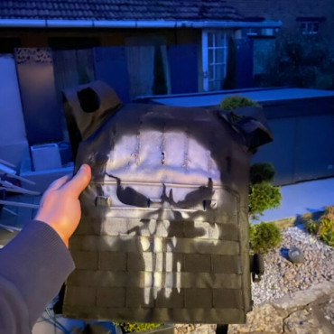 Skull stencil n.2 - The Punisher skull stencil for wall decor, wood signs and fabrics.