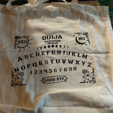 Stencil tavola OUIJA n. 1 - Stencil riutilizzabile per crearsi la propria tavola OUIJA